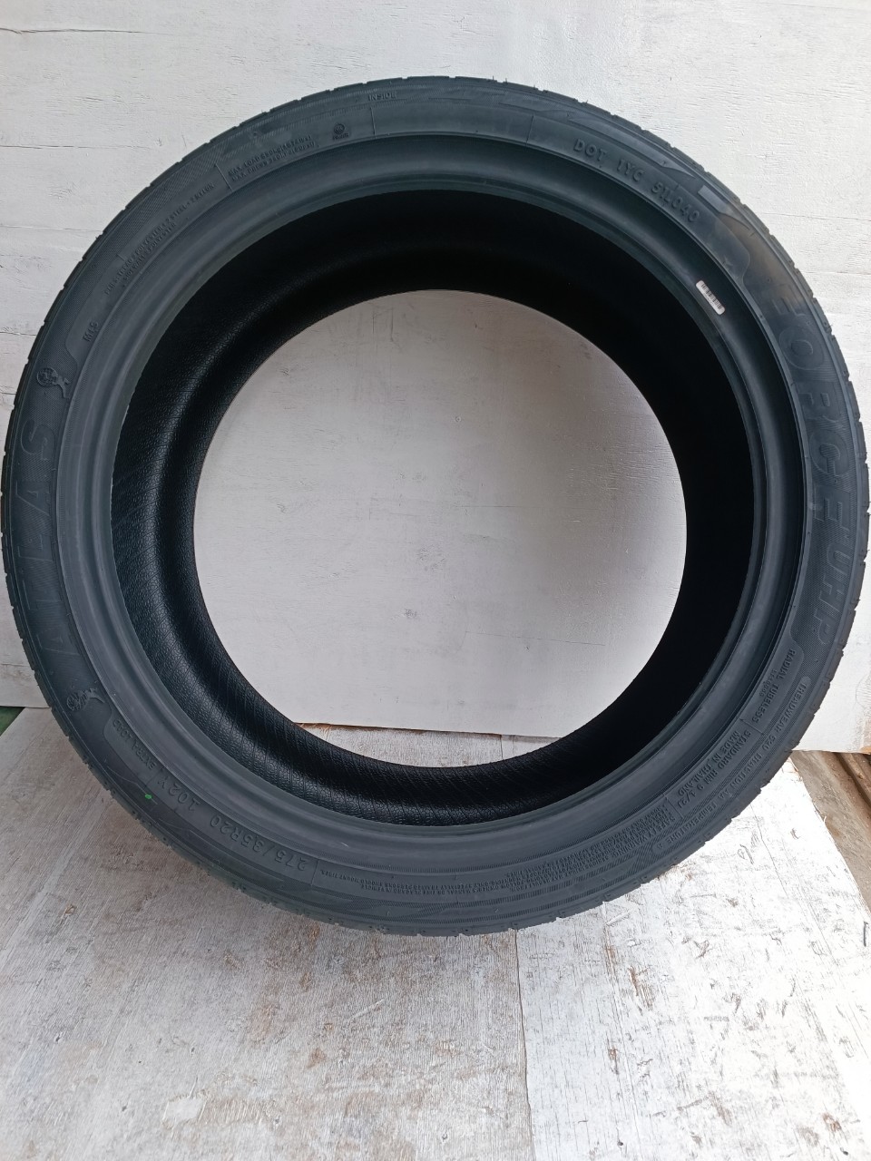 là Lốp 275/35R20 FORCE UHP 102Y XL AT VCM_thumbnail_1