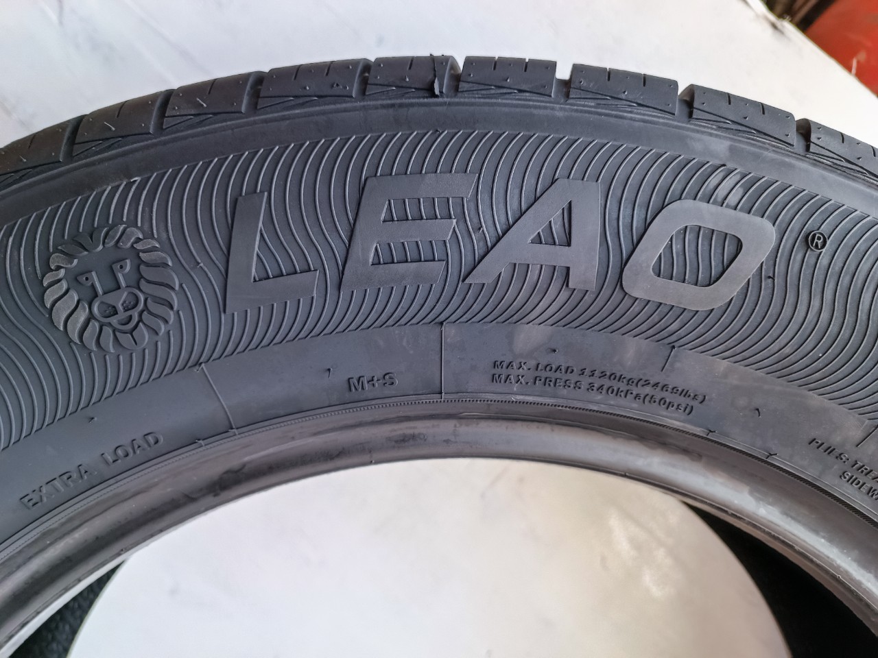 Lốp 245/50R20 LION SPORT 3 102V LA_thumbnail_2