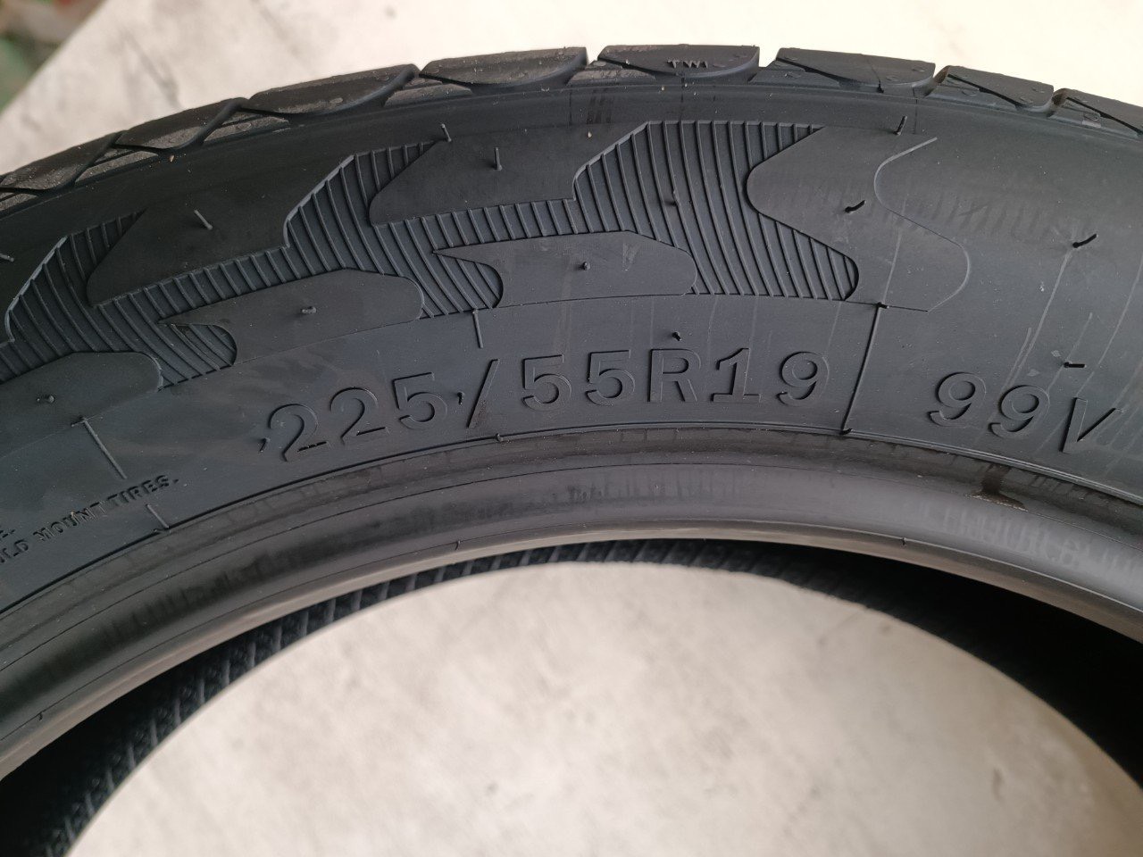 Lốp 225/55R19 PARALLER 4X4 HP 99V ATLAS (HB) ECE PCI P-trial_thumbnail_4