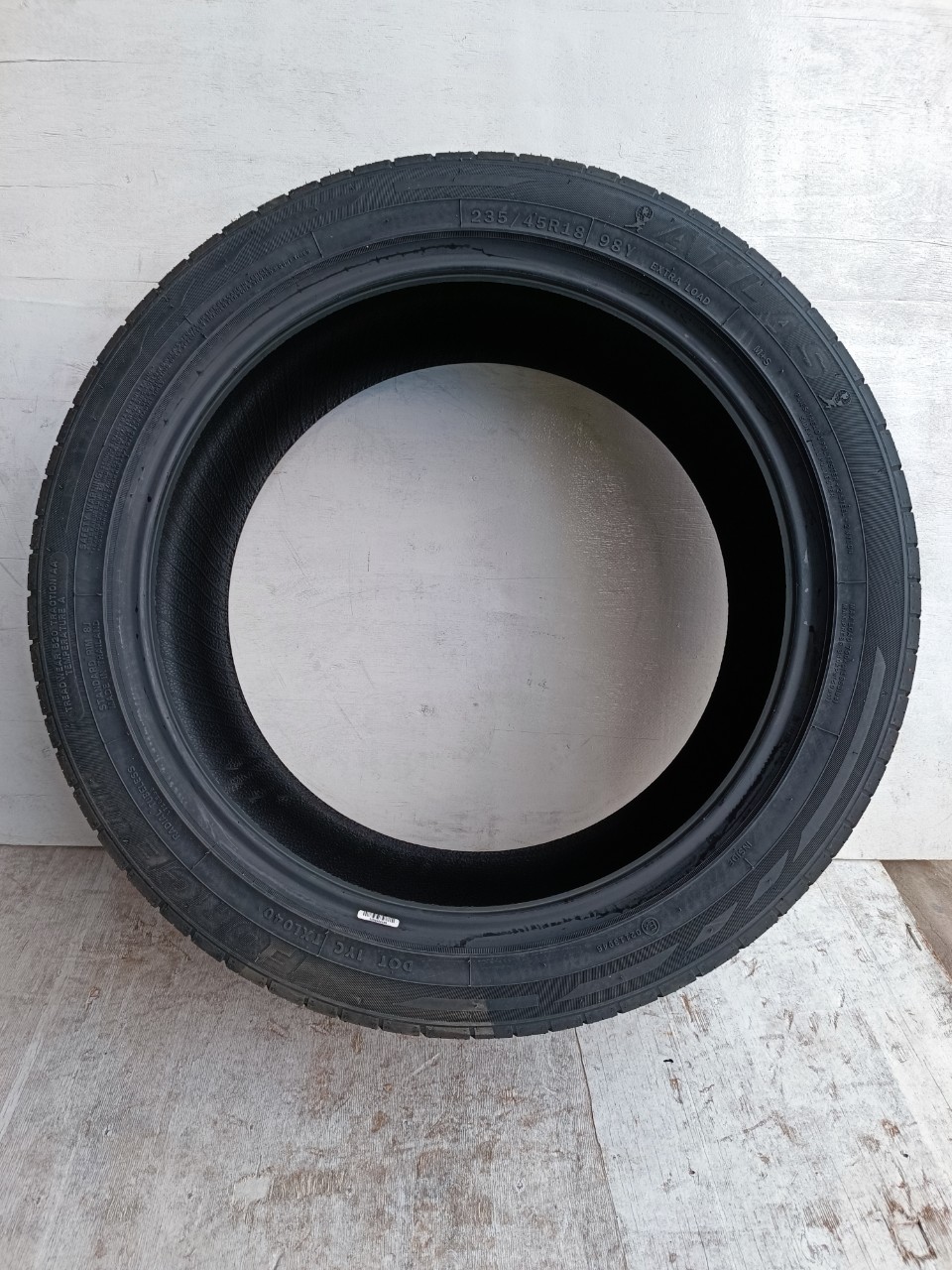 Lốp 235/45R18 FORCE UHP 98Y XL AT (HB) ECE PCI VCM_thumbnail_3