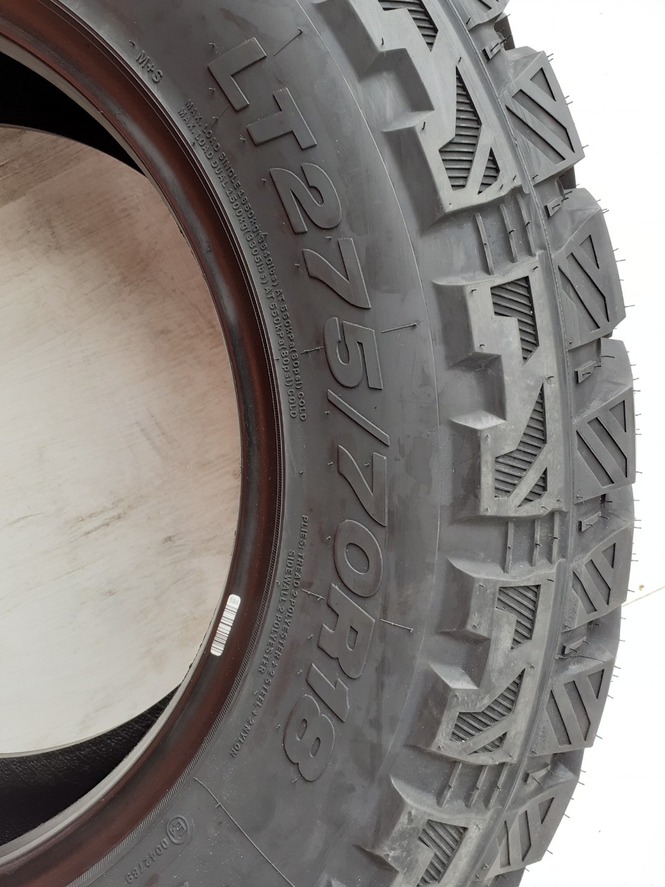 Lốp LT275/70R18 10PR LION SPORT MT 125/122Q LA_thumbnail_1