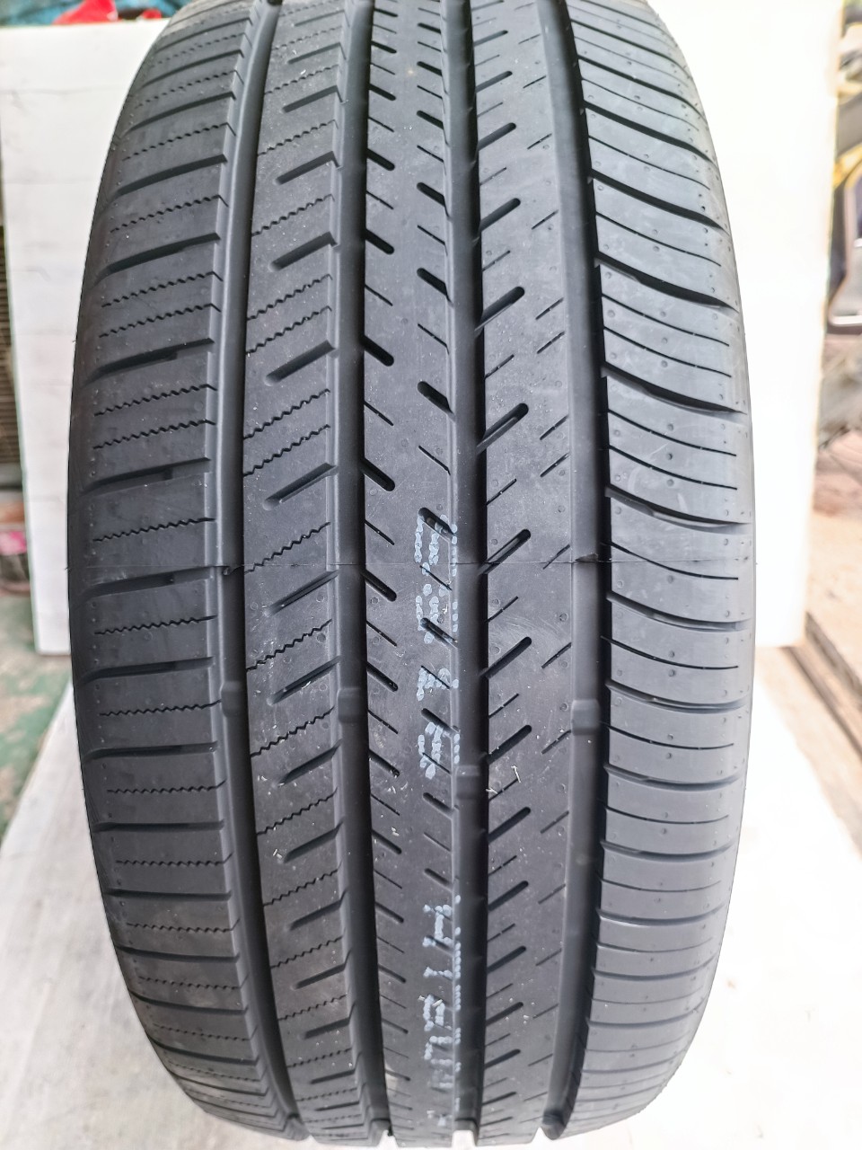 Lốp 285/45R22 FORCE UHP 114V_thumbnail_1