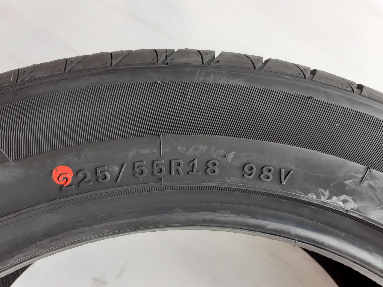 Lốp 225/55R18 FORCE HP 98V AT PCI_thumbnail_5