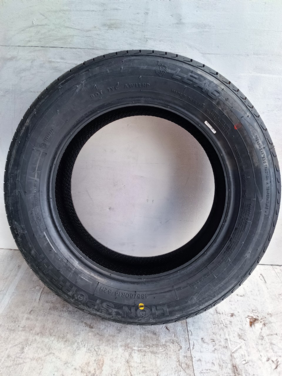 Lốp 185/60R14 LION SPORT HP 82H LA_thumbnail_1