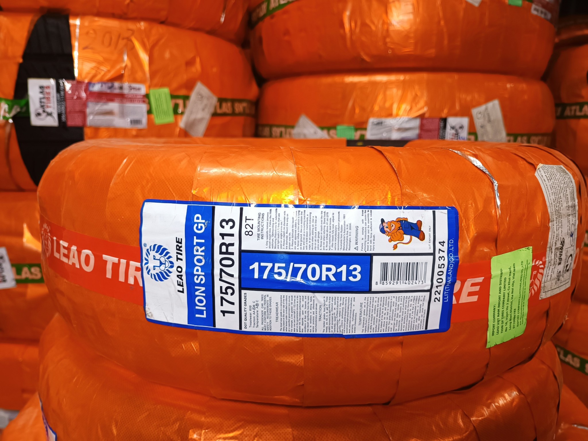 Lốp 175/70R13 LION SPORT GP 82T LA PCI