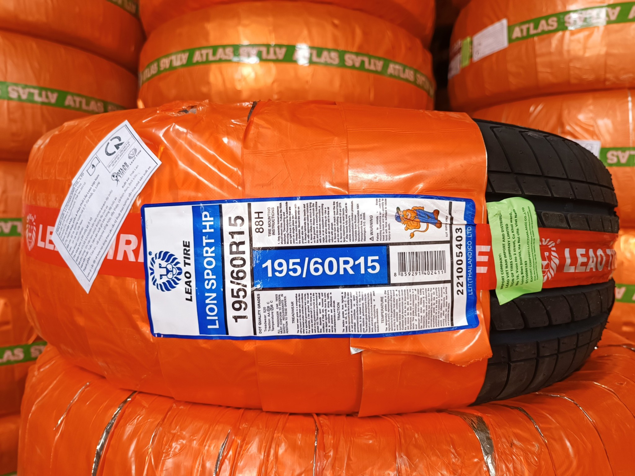 Lốp 195/60R15 LION SPORT HP 88H LA PCI