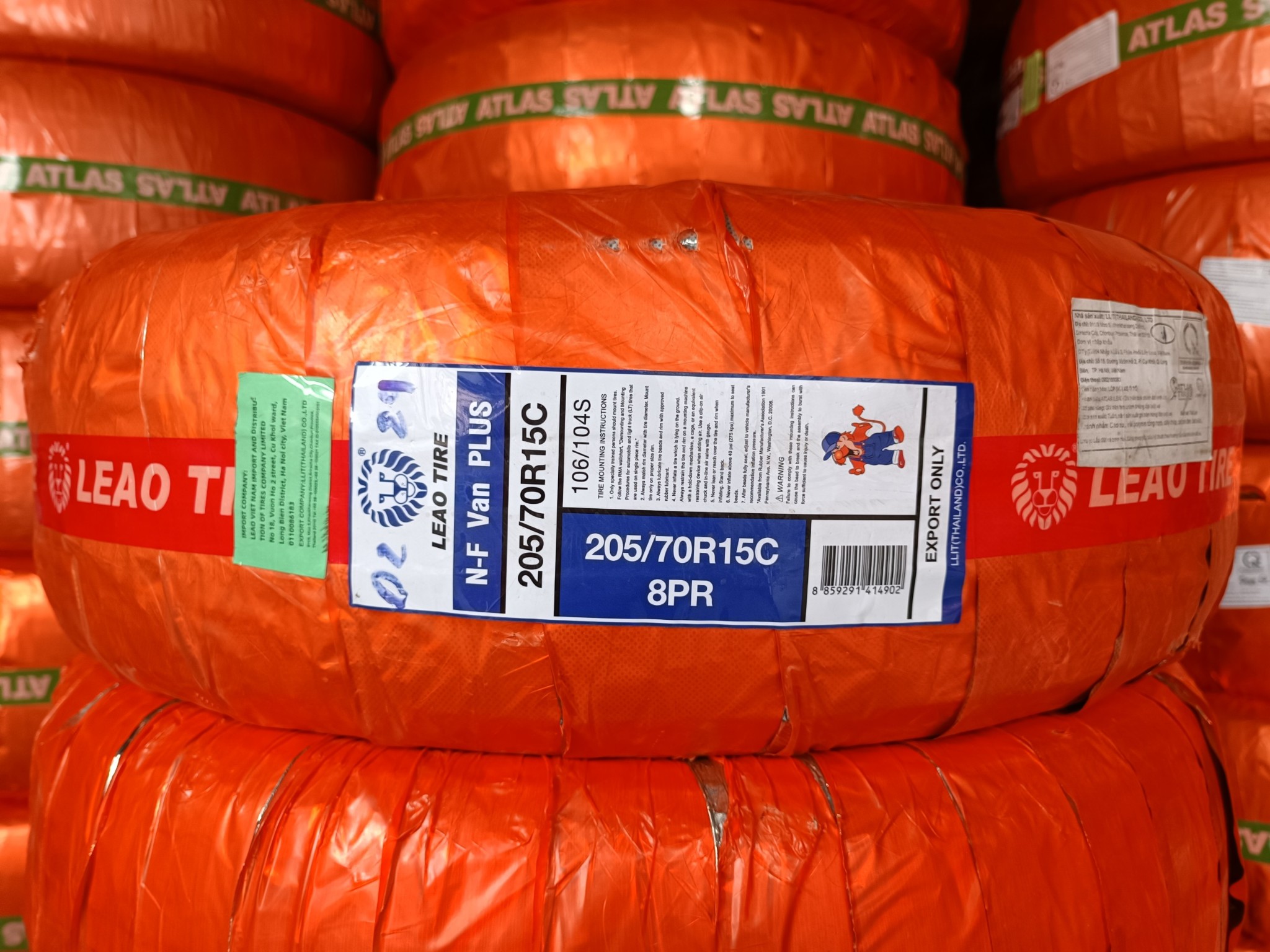 Lốp 205/70R15C 8PR N-F Van lus 106/104S LA PCI