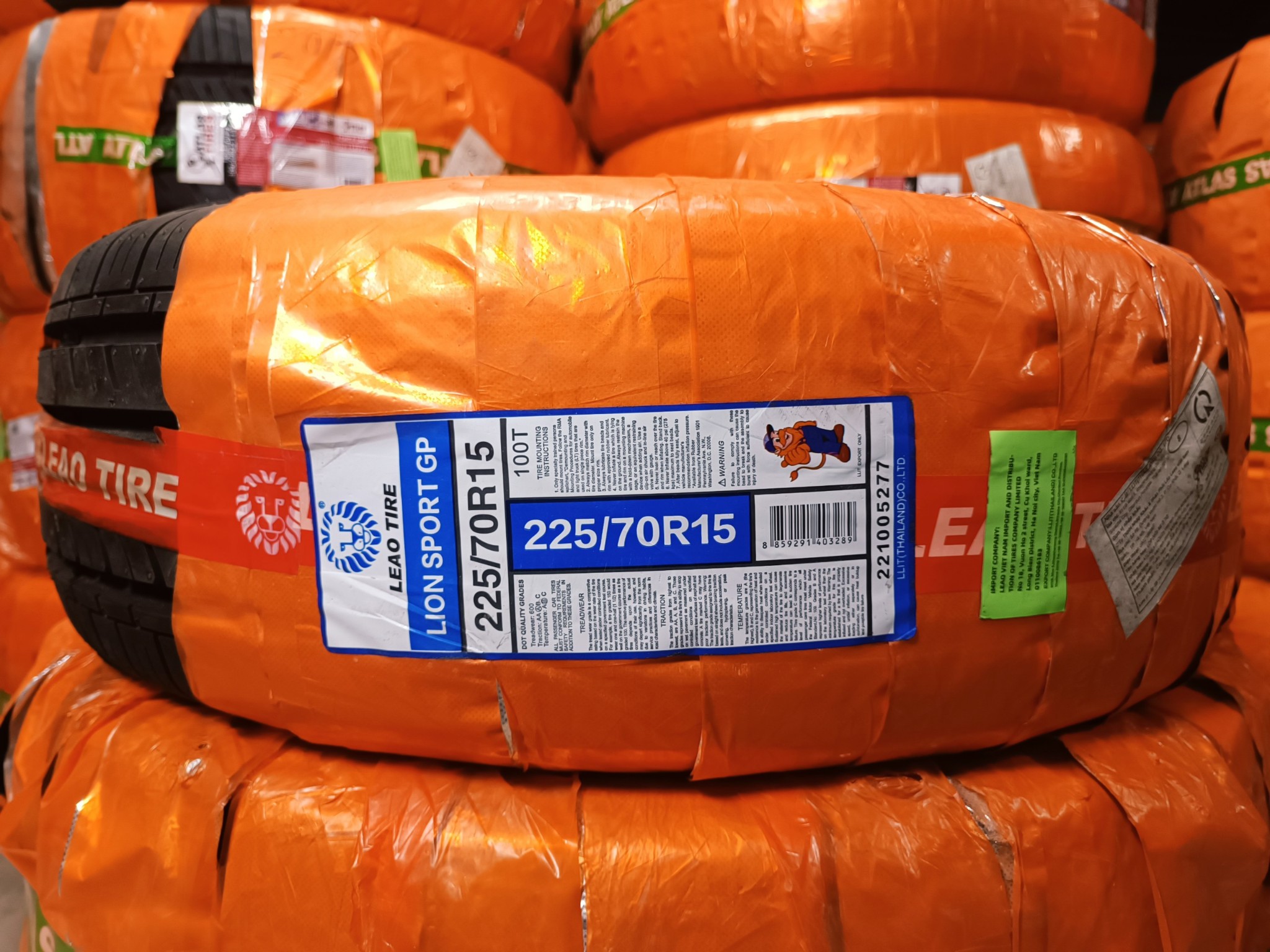 Lốp 225/70R15 LION SPORT GP 100T LA