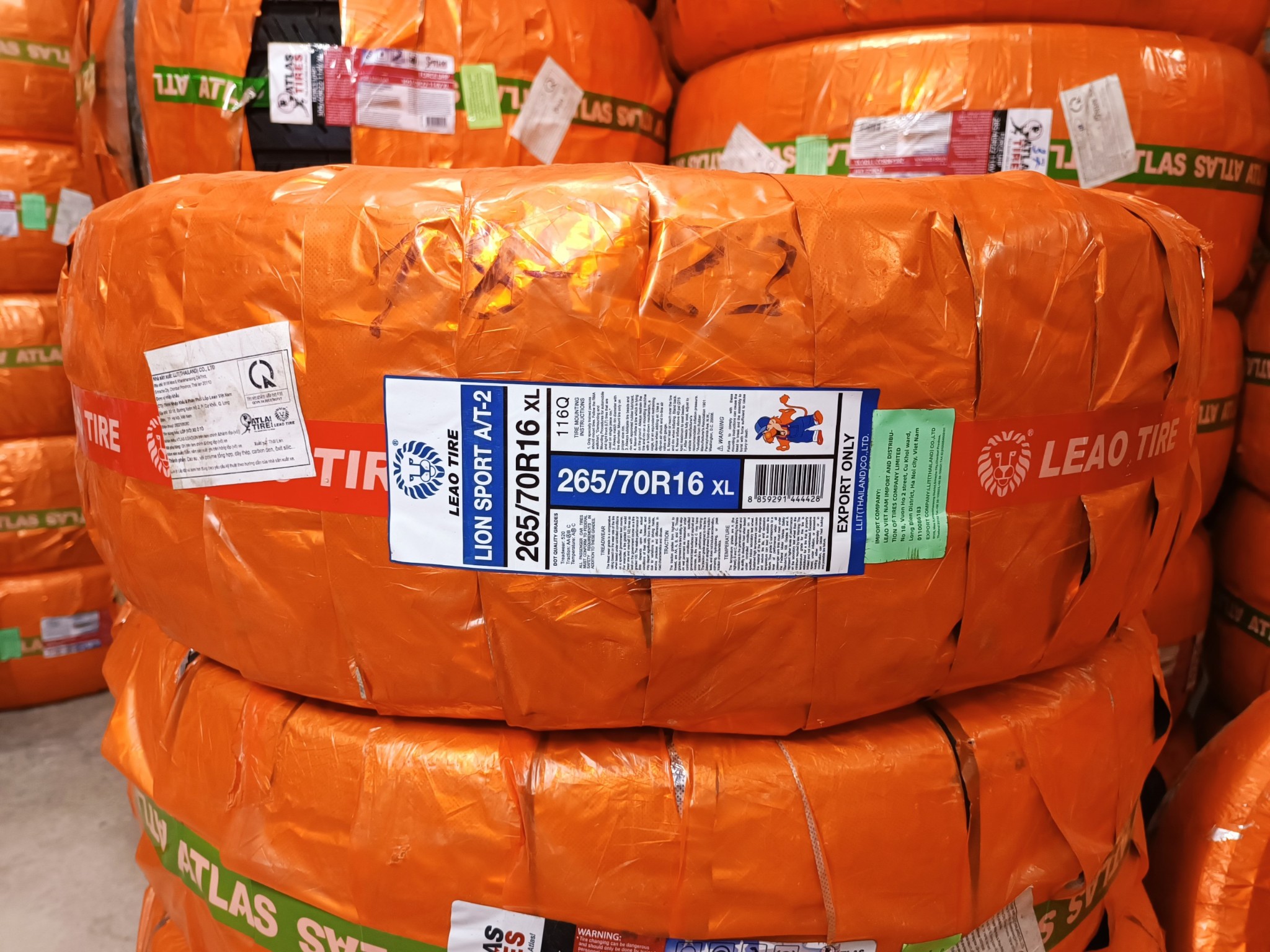 Lốp 265/70R16 LION SPORT AT-2 116Q LA OWL PCI