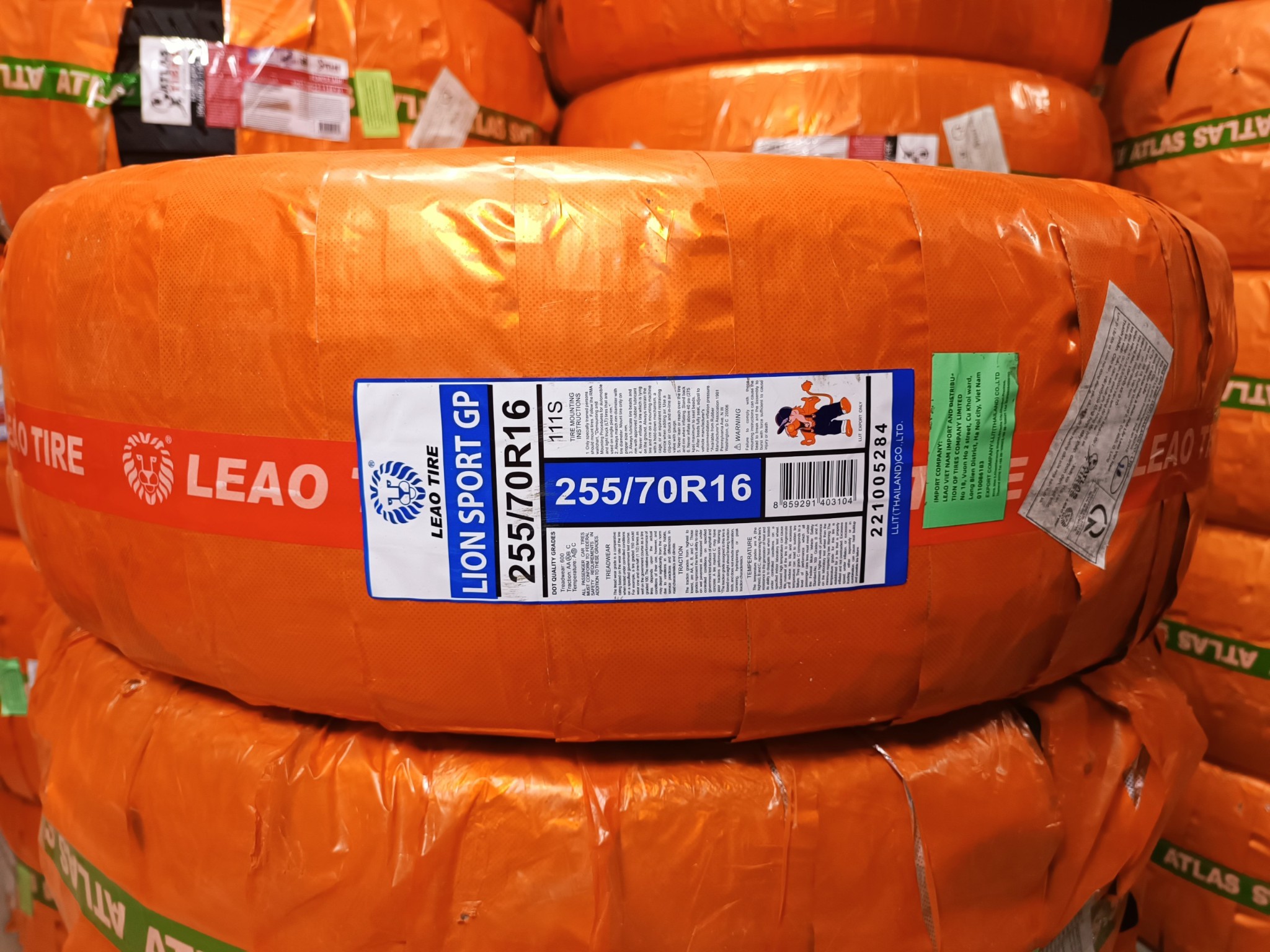 Lốp 255/70R16 LION SPORT GP 111S LA