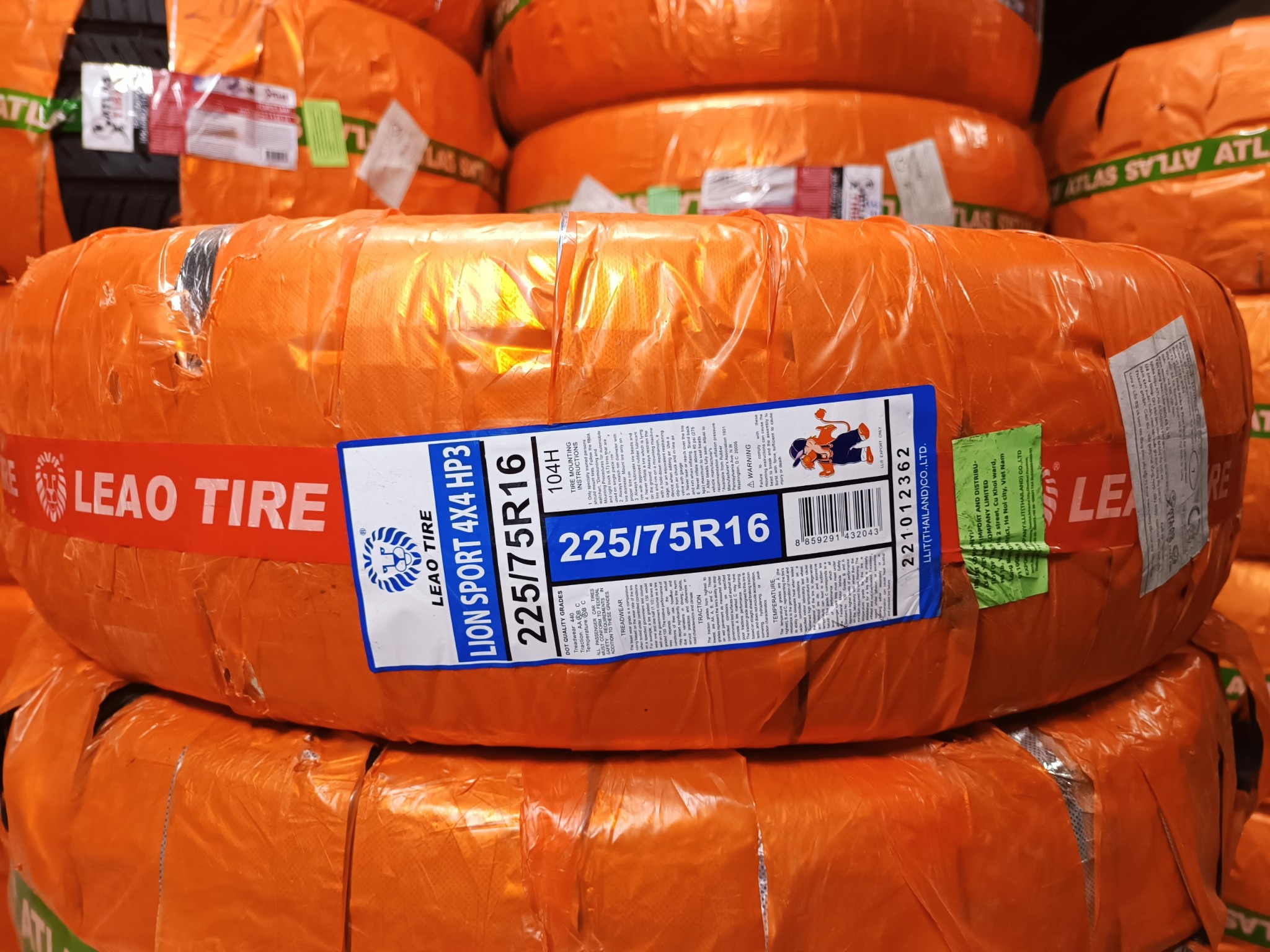 Lốp 225/75R16 LION SPORT 4x4 HP 104H LA