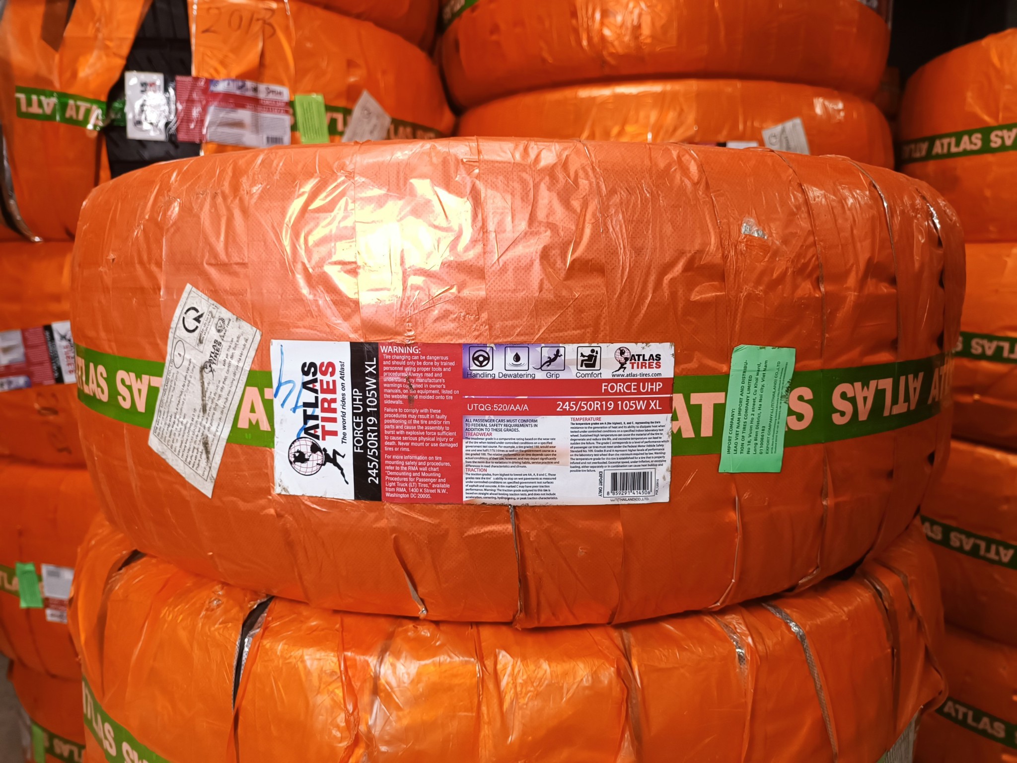 Lốp 245/50R19 FORCE UHP 105W XL AT PCI VCM