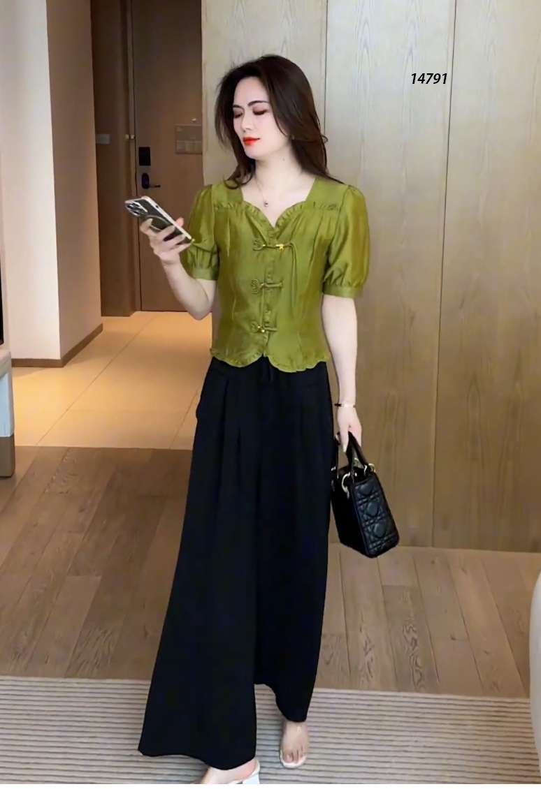 14791-Set bộ quần đen phối áo kiểu vạt bầu 14791_thumbnail_3