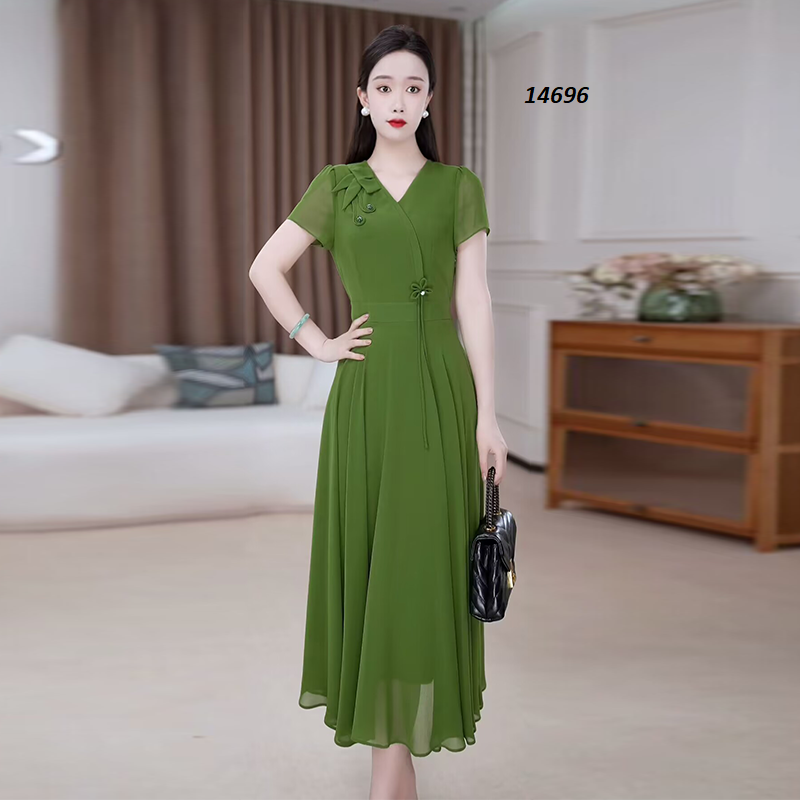 14696-Đầm xòe màu xanh lá gắn hoa một bên vai (voan kèm lót) 14696_thumbnail_1