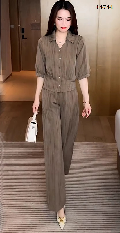 14744-Set áo  quần dài  màu nâu ( lụa  đũi kẻ sọc)_thumbnail_2