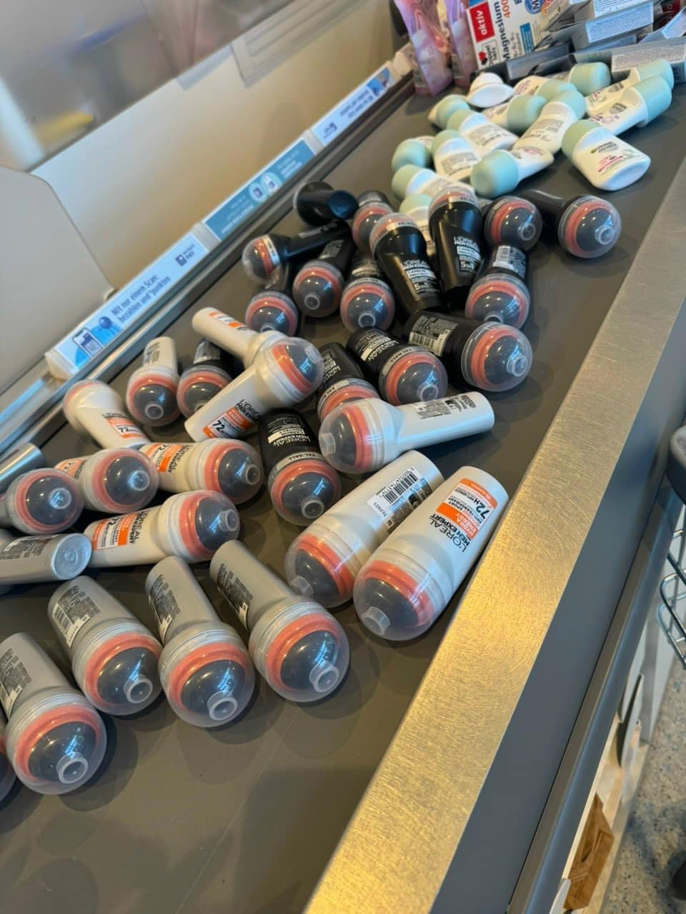 L54 117K LĂN NÁCH NAM LOREAL_thumbnail_2