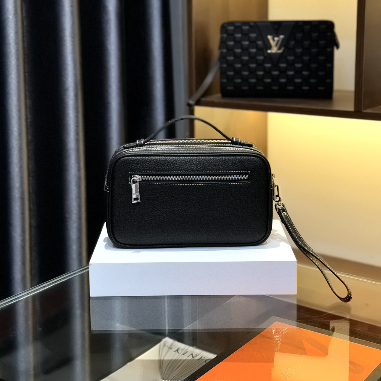 Túi đeo chéo HM khóa số_thumbnail_4