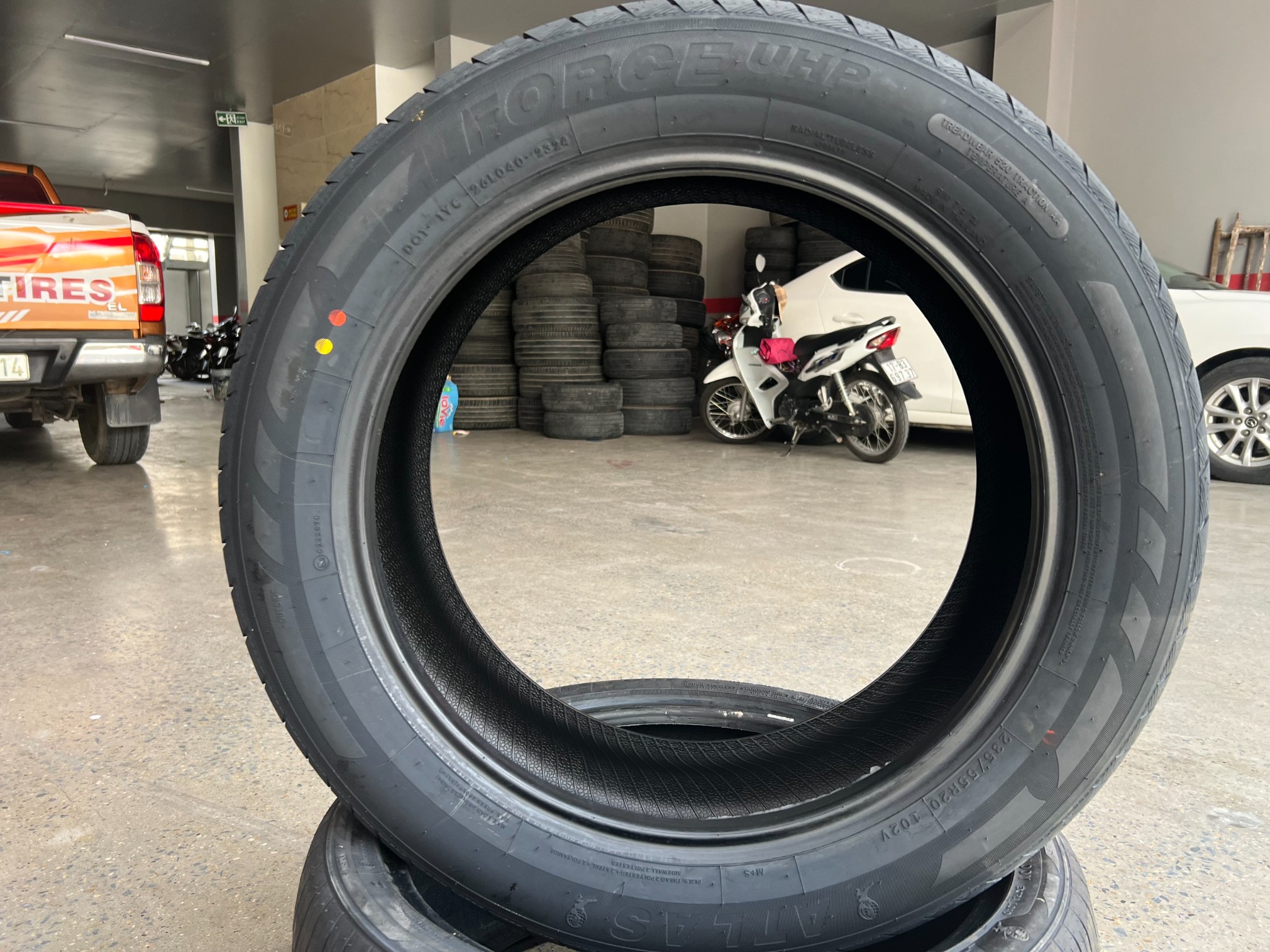 Lốp 235/55R20 FORCE UHP 102V AT(HB)ECE PCI P-Trial_thumbnail_6