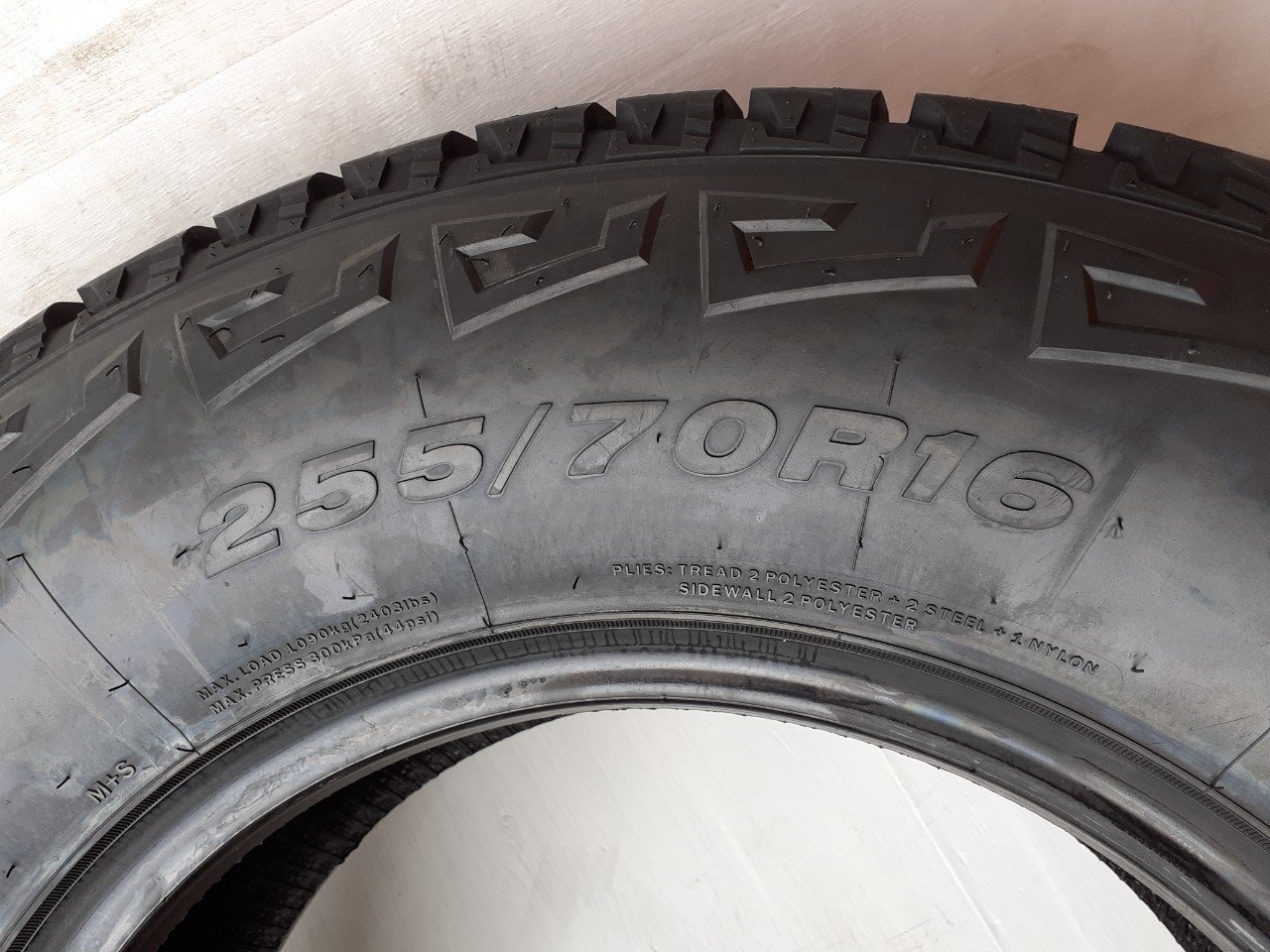 Lốp XC 255/70R16 LION SPORT A/T 111S LA -_thumbnail_2