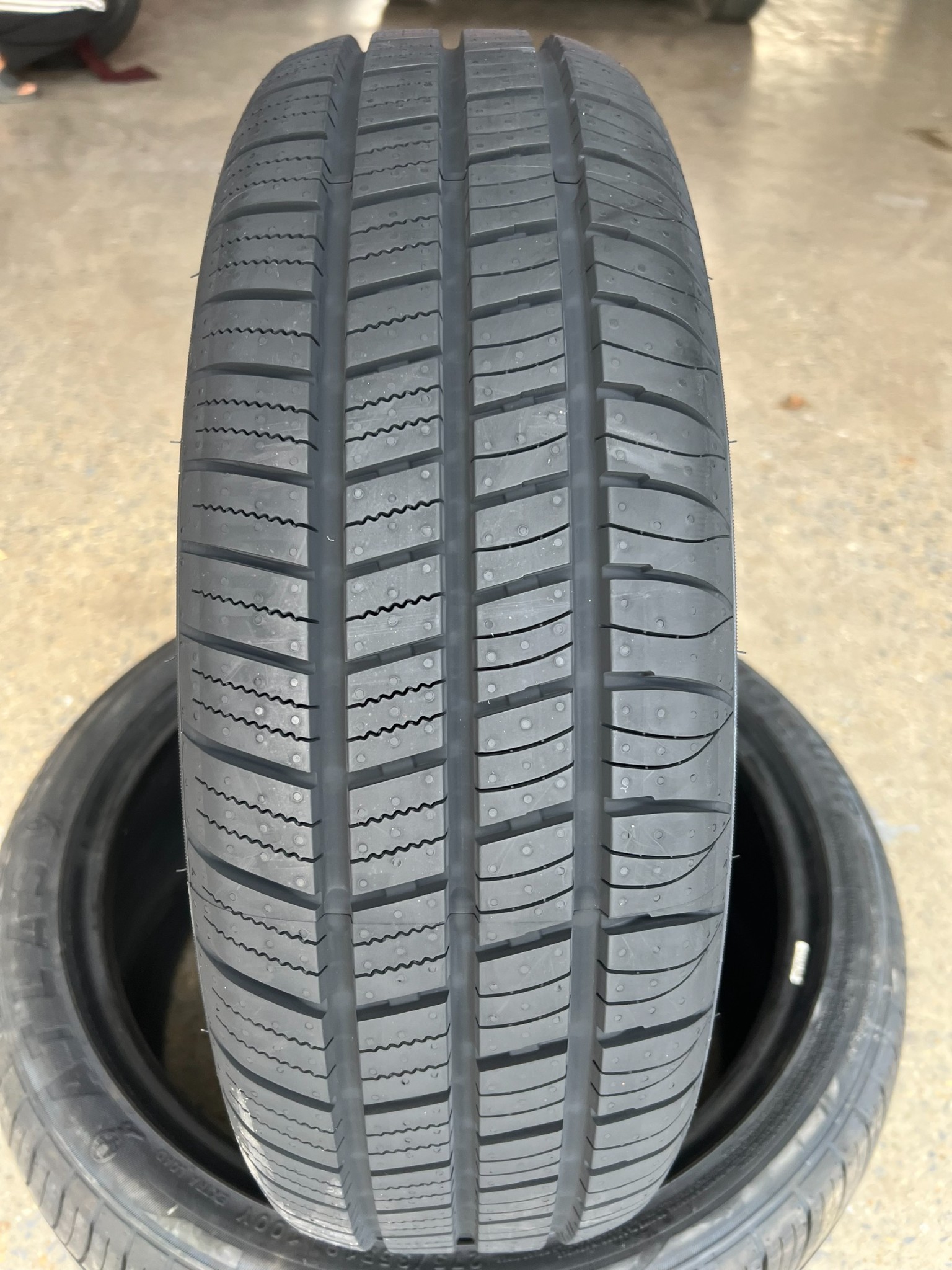 Lốp 185/60R16 FORCE HP86H AT(HB) ECE PCI P-Trial_thumbnail_1