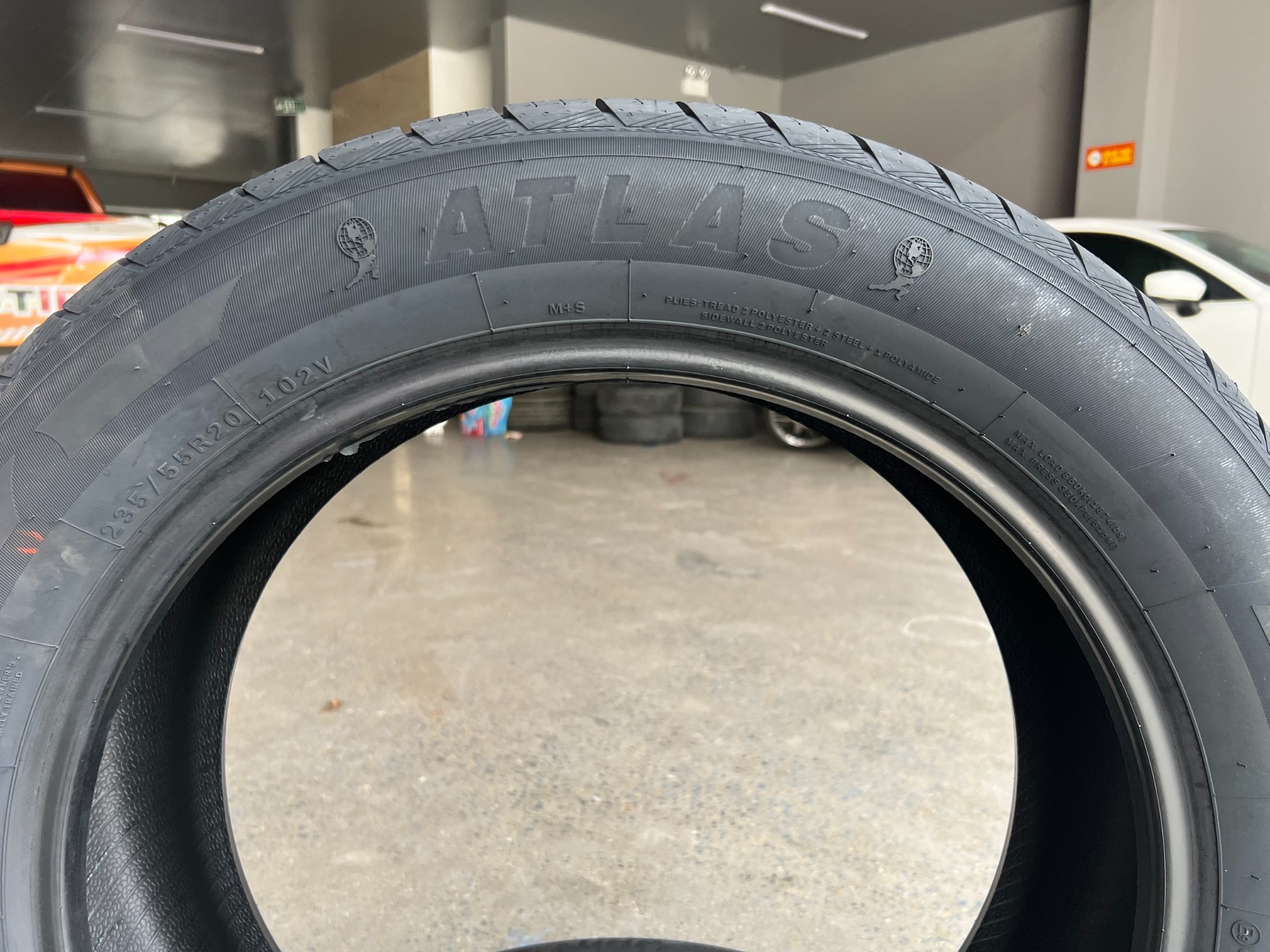 Lốp 235/55R20 FORCE UHP 102V AT(HB)ECE PCI P-Trial_thumbnail_4