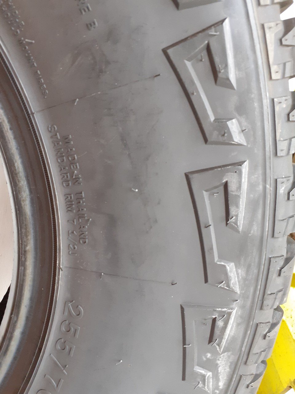 Lốp XC 255/70R16 LION SPORT A/T 111S LA -_thumbnail_1