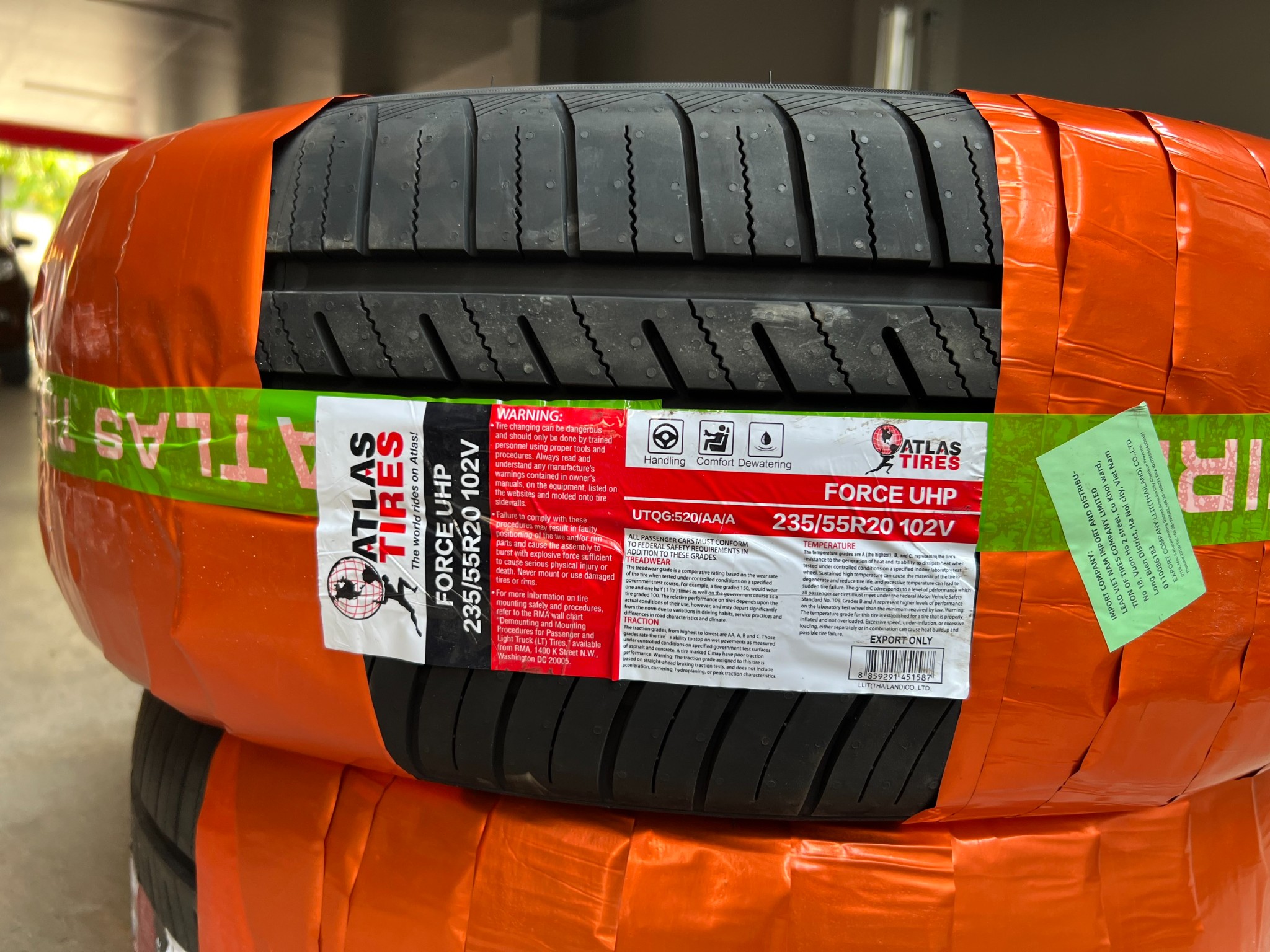 Lốp 235/55R20 FORCE UHP 102V AT(HB)ECE PCI P-Trial