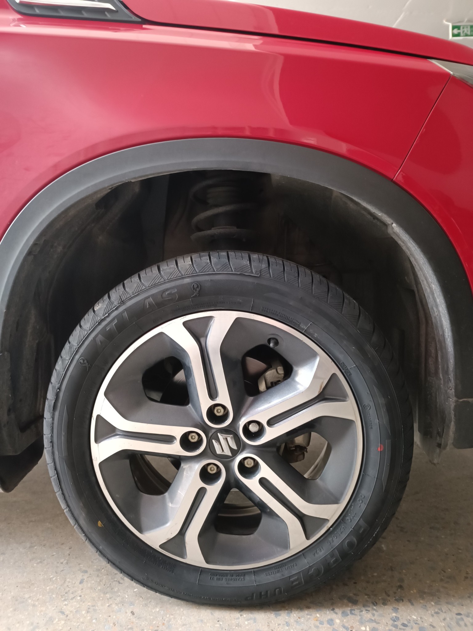 Lốp 215/55R17 FORCE UHP 94W AT PCI_thumbnail_7