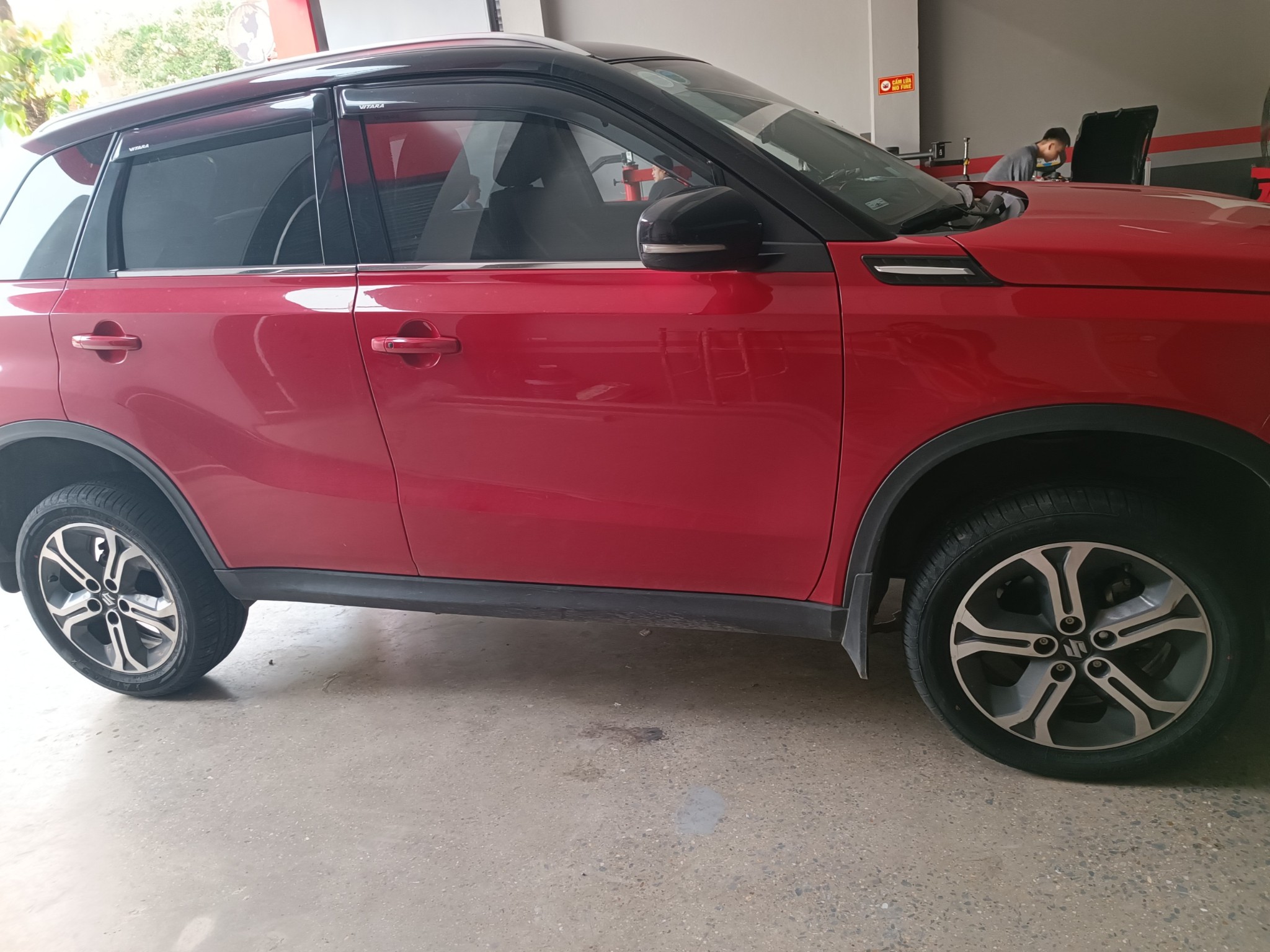 Lốp 215/55R17 FORCE UHP 94W AT PCI_thumbnail_6