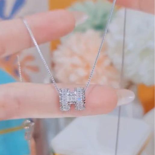 [May jewels] Dây chuyền chữ H đính đá sang trọng và tinh tế dành cho cả nữ và nam_thumbnail_3