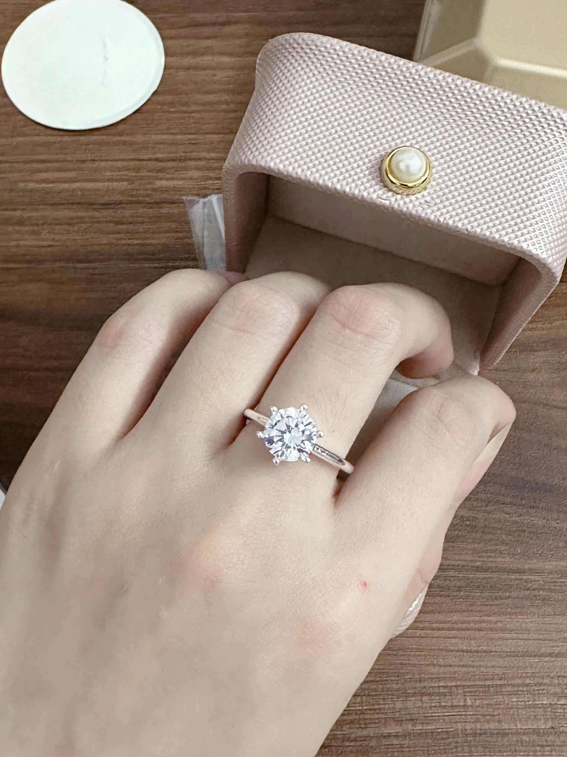 [May jewels] Combo 2 nhẫn vương niệm đính kim cương nhân tạo - Cặp nhẫn Vầng Trăng Ánh Đêm dành cho Nữ_thumbnail_1