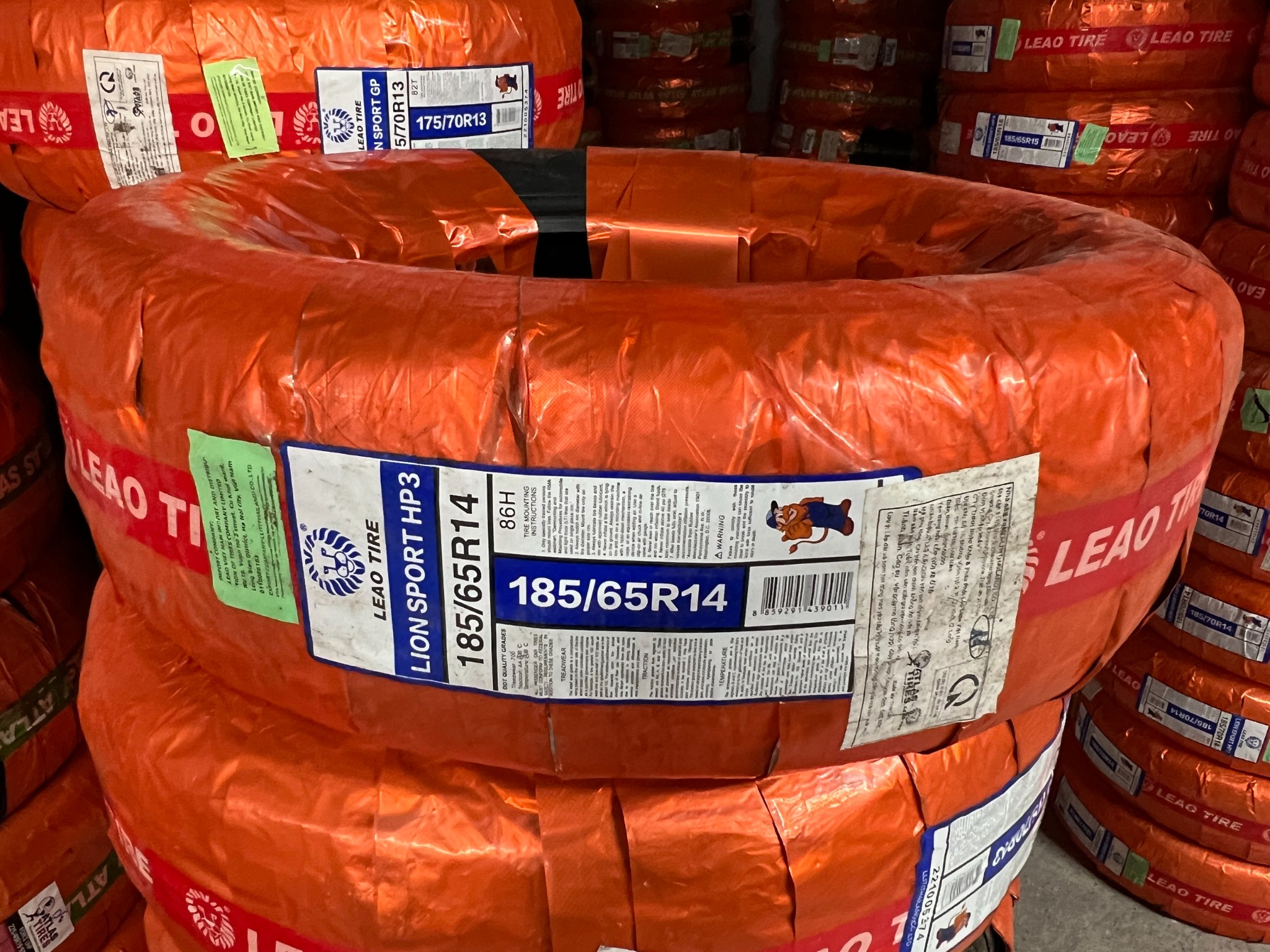 Lốp 185/65R14 LION SPORT HP3 86H LA (HB) ECE PCI