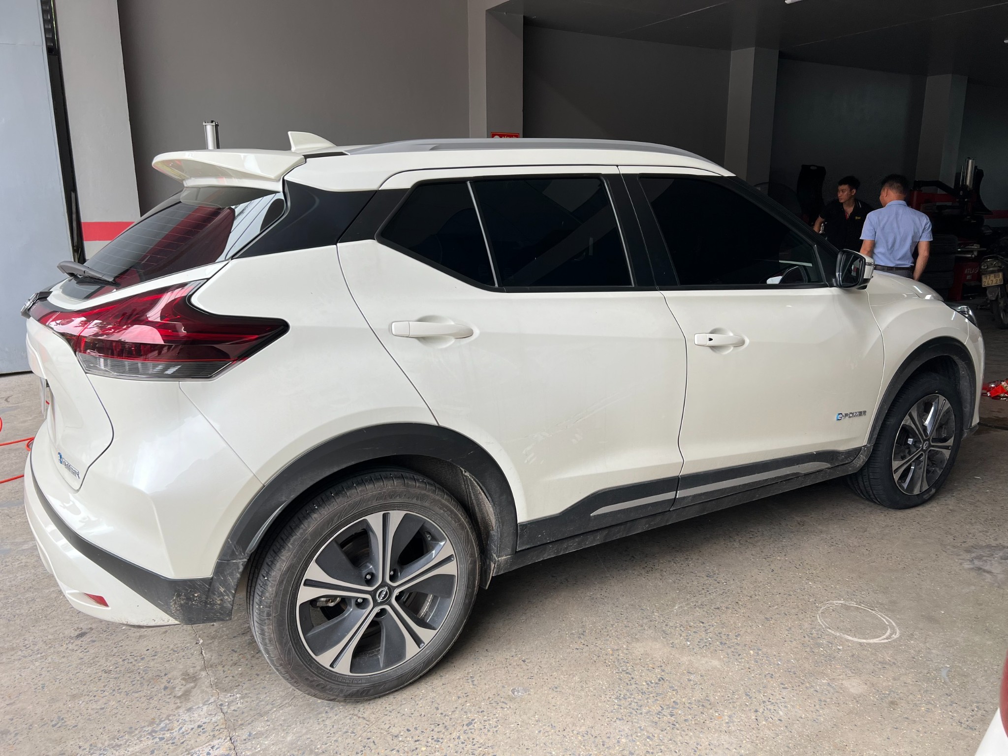 Lốp 205/55R17 FORCE UHP 91 V AT (HB) ECE PCI VCM_thumbnail_6