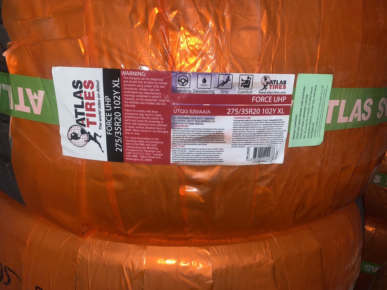 là Lốp 275/35R20 FORCE UHP 102Y XL AT VCM