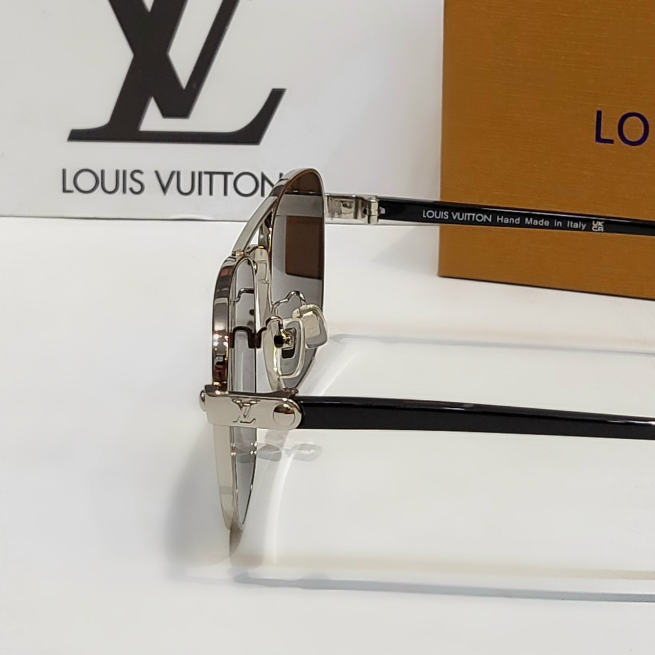 Mắt Kính Louis Vuitton LV Clockwise Sunglasses đen xám LikeAuth 99%_thumbnail_2