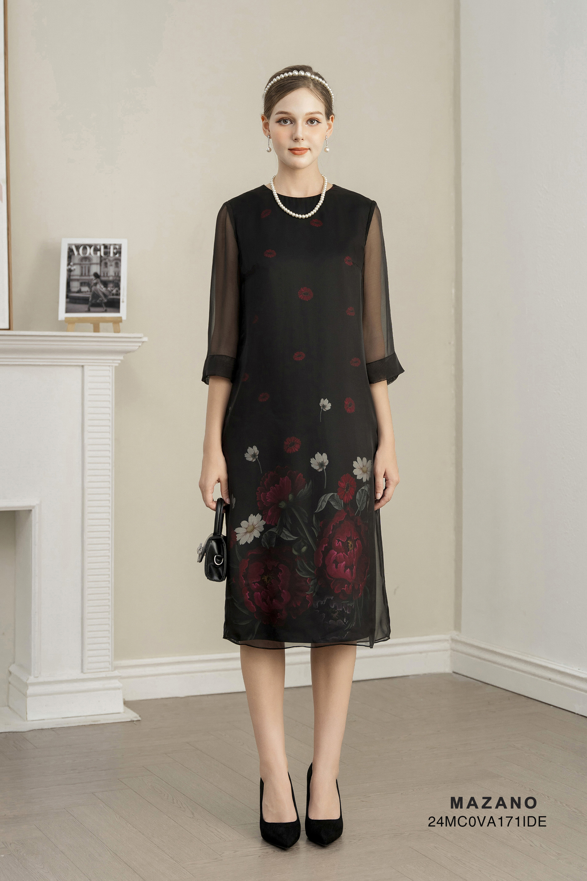 Đầm suông Voan tơ phủ trên vải thô Họa tiết Hoa cách điệu cổ tròn vừa tay lỡ Dài qua gối 24MC0VA171IDE