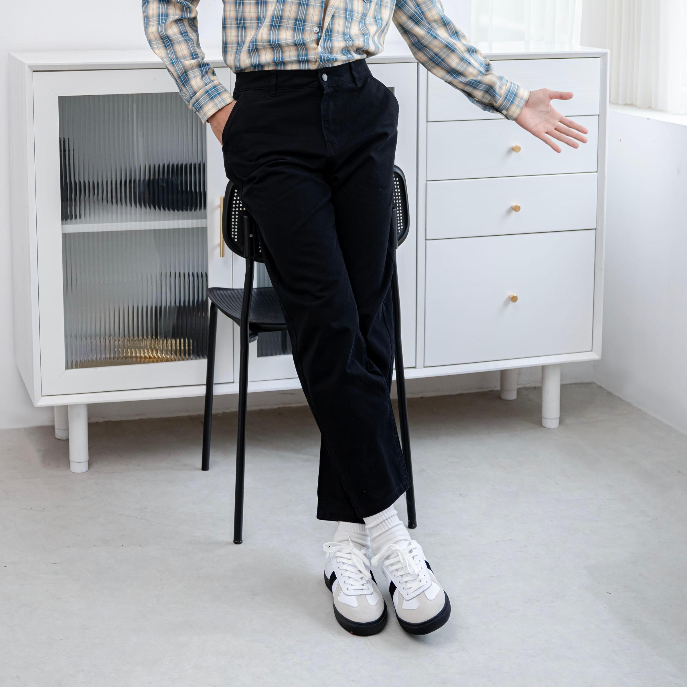 Quần Khaki Trouser ống đứng 01