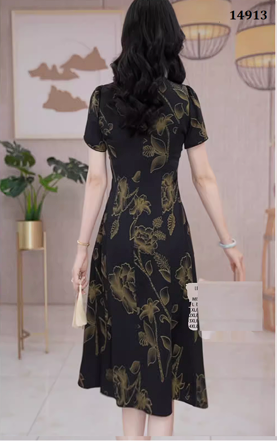 14913-Đầm suông A cổ tàu nền đen hoa vàng (lụa satin)_thumbnail_1