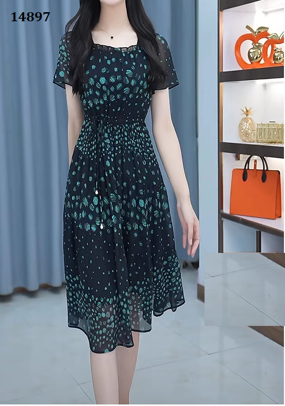 14897-Đầm voan đen cổ  vuông in  hoa xanh lá ( voan, lót) _thumbnail_1