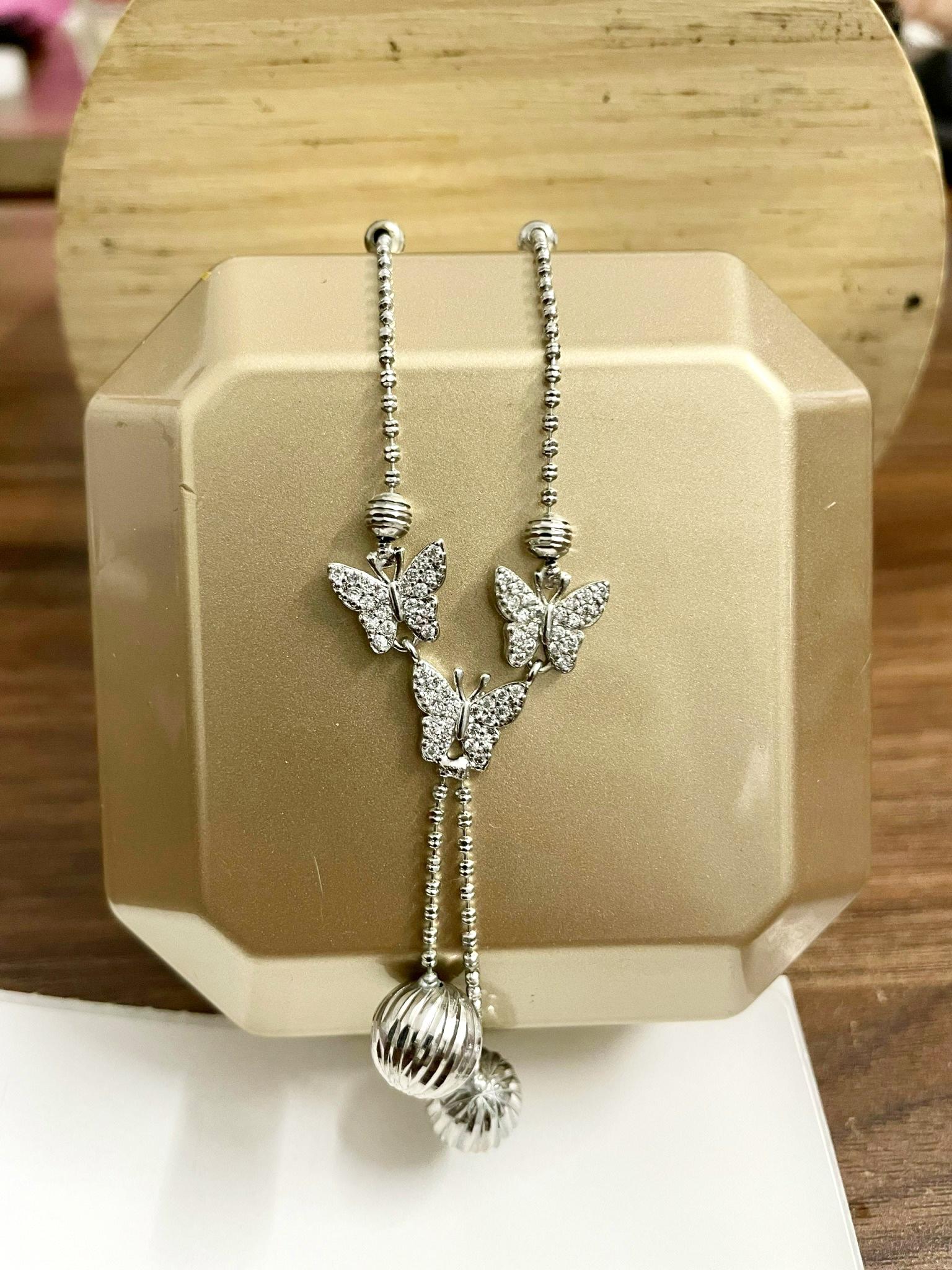 [May jewels] Dây chuyền mặt hình bướm - Vòng cổ trang sức quả cầu cho phái nữ_thumbnail_2