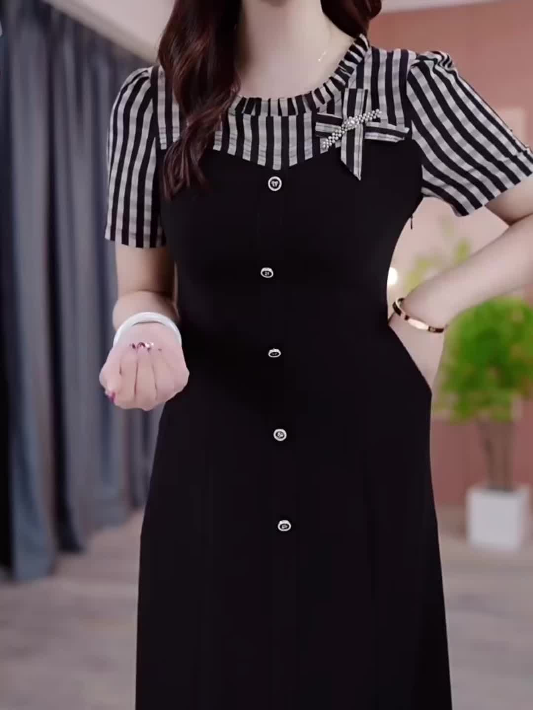 15018-Đầm xoè A phối caro  kết nút ngực ( chéo nhật, sọc caro)_thumbnail_0