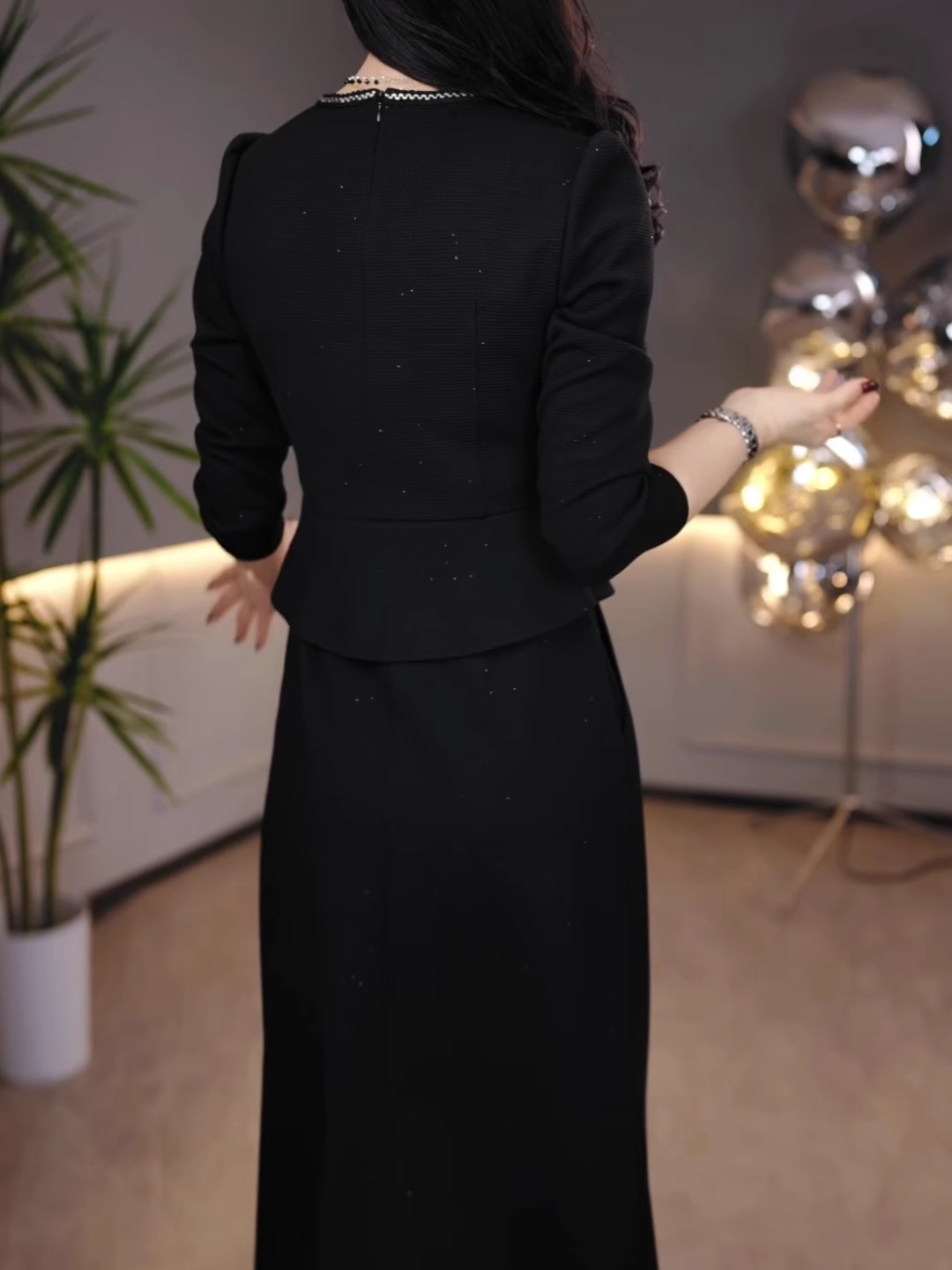 15107-Đầm body suông tay dài dáng peplum cách điệu ( thun mịn)_thumbnail_1