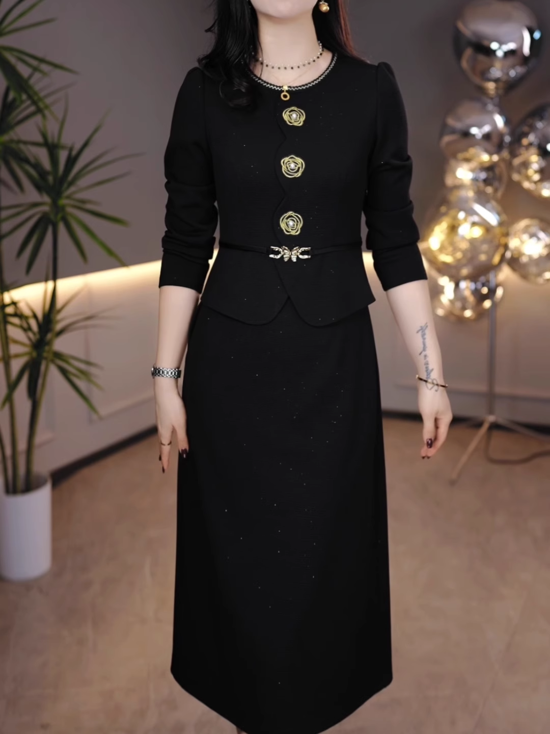 15107-Đầm body suông tay dài dáng peplum cách điệu ( thun mịn)_thumbnail_0