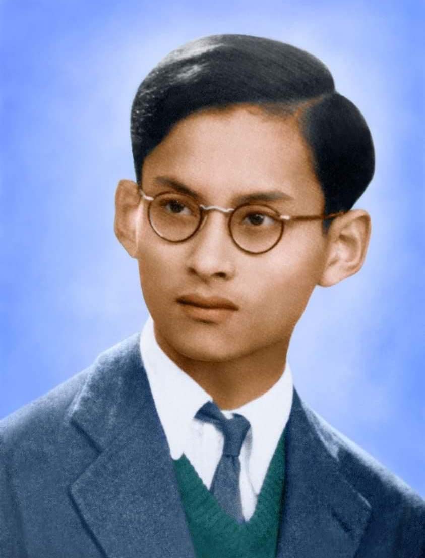 พ่อหลวง ร.๙ (9)