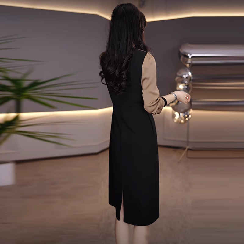 15105-Đâm body  suông phối tay dài nâu cổ sen ( lụa latin, chéo nhật)_thumbnail_2