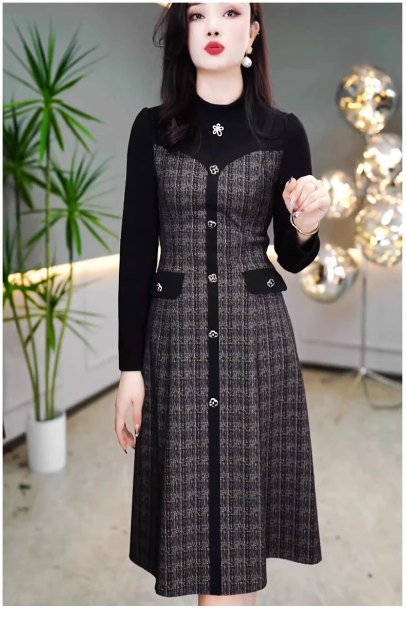 15157-Đầm suông  A kẻ sọc phối tay dài đen thân kết nút ( thun lụa)_thumbnail_0