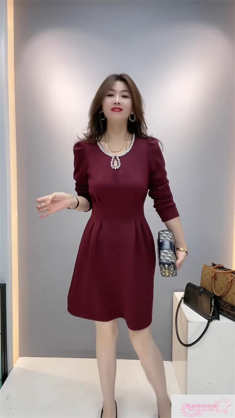 16052-Đầm xòe A tay dài cổ viền ren giọt nước ( poly 2  da)_thumbnail_0