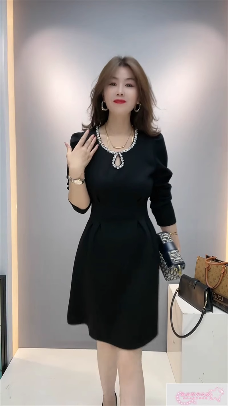 16052-Đầm xòe A tay dài cổ viền ren giọt nước ( poly 2  da)_thumbnail_2