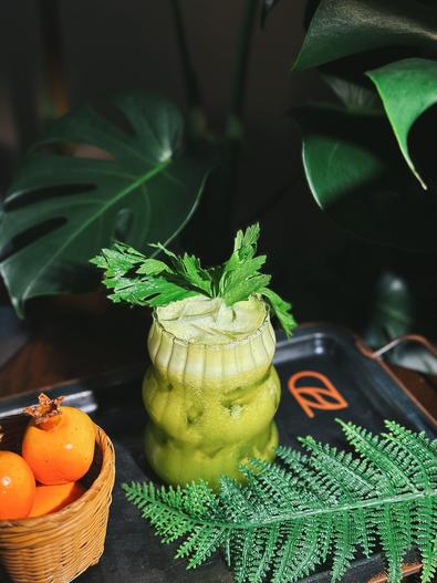 Product image - Nước Ép Táo Cần Tây