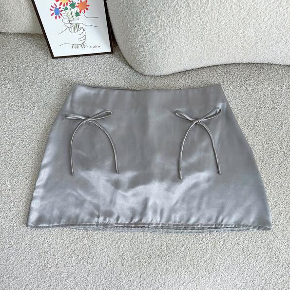 Product image - ກະໂປ່ງໂບຜູກສອງຂ້າງ